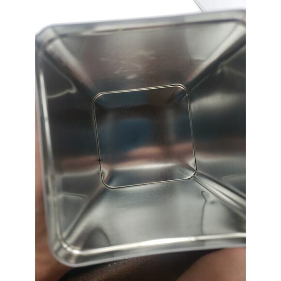 1996 Nestle Toll House 25th Anniversary Walt Disney World Tin Epcot Beauty Beast - Picture 8 of 8